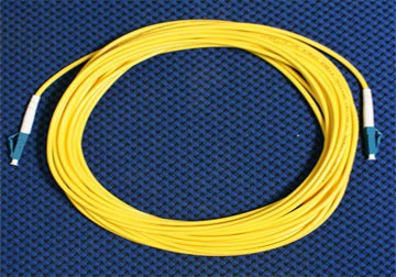 Dây nhảy quang Singlemode, Simplex LC/UPC- LC/UPC, 3.0 mm, dài - 10 m Dây nhảy quang Singlemode, Simplex LC/UPC- LC/UPC, 3.0 mm, dài - 10 m